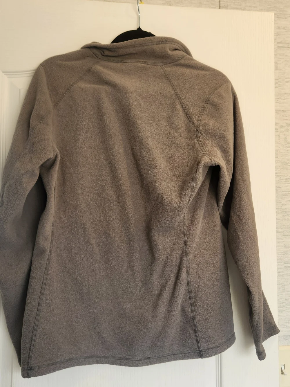 **The North Face Gray Fleece Pullover with Orange Trim L Euc**